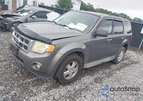 2011 Ford Escape Xlt z USA, uszkodzony, nr VIN 1FMCU0D78BKA47336